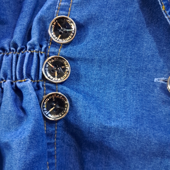 Fashionable Denim Collar Neck Jackets - Picture 3 of 5